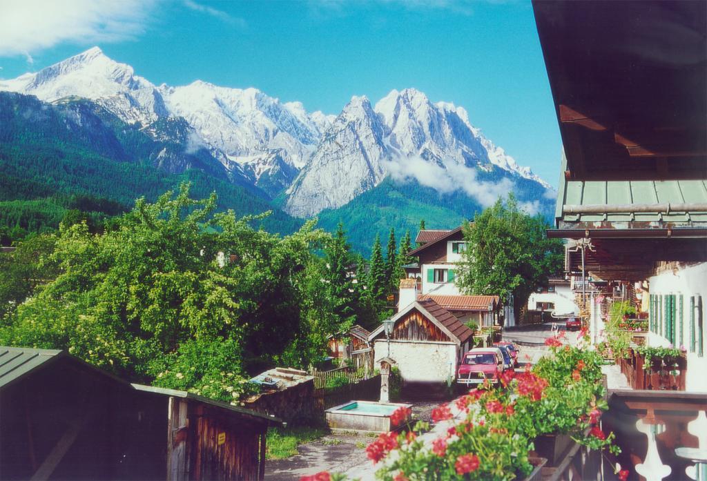 Buchner Apartment *